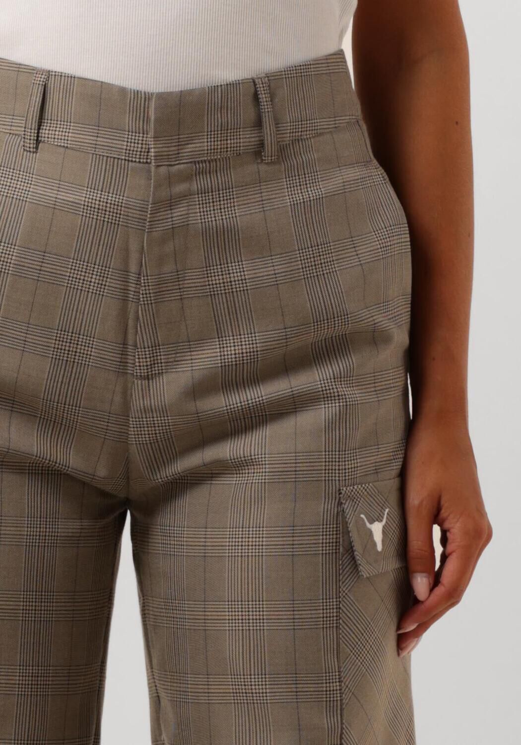 ALIX THE LABEL Dames Broeken Ladies Woven Check Cargo Pants Camel