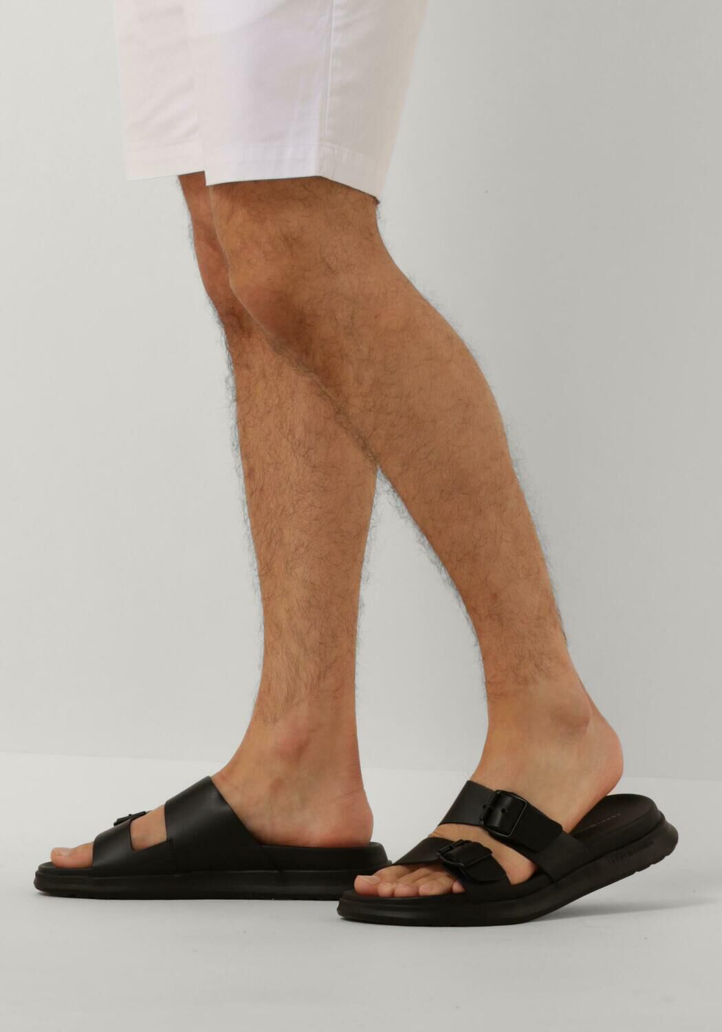 Zwarte TOMMY HILFIGER Slippers D DENSITY HILFIGER BUCKLE - large