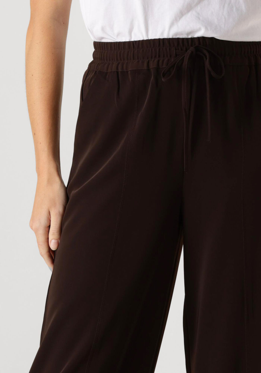 GESTUZ Dames Broeken Malenagz Pants Bruin