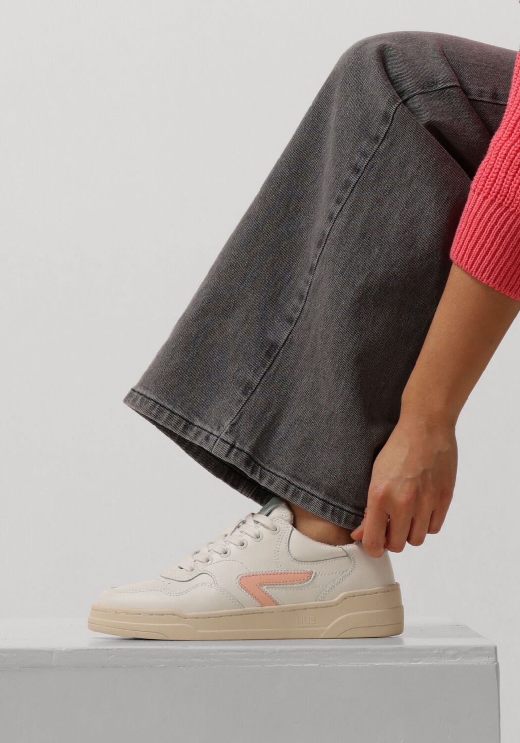 Witte HUB Lage sneakers COURT-Z - large