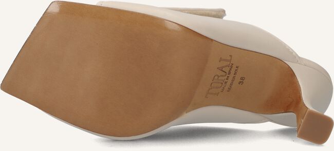 TORAL VICKY TORAL VICKY - large