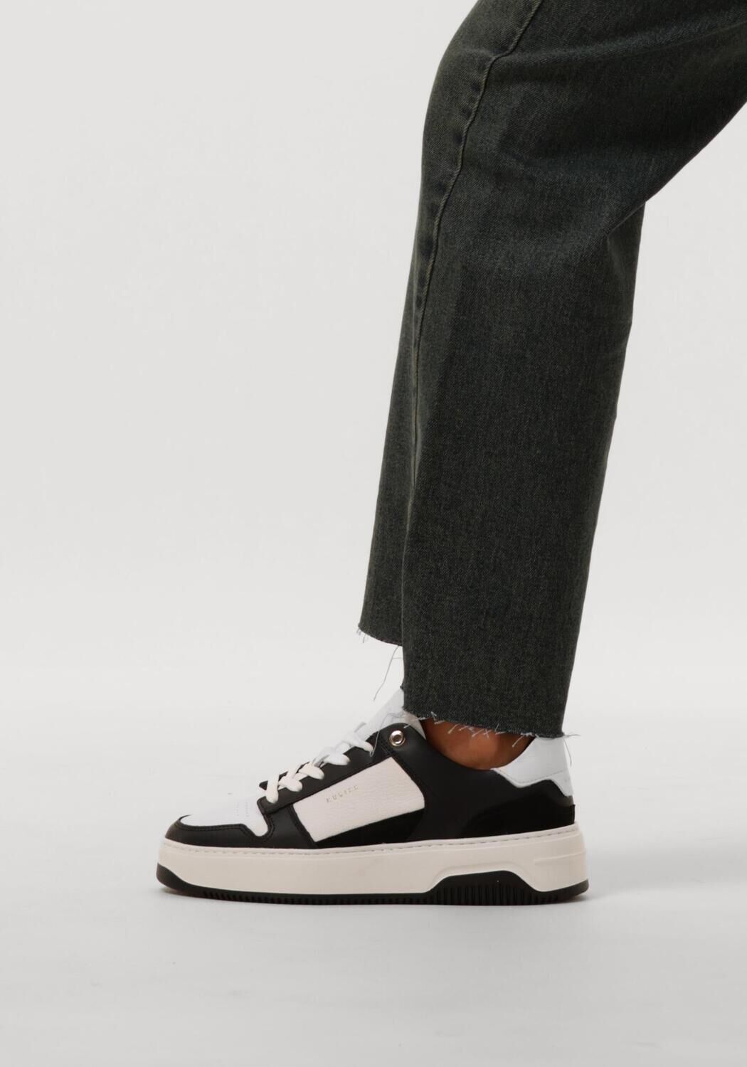 Zwarte NUBIKK Lage sneakers BASKET COURT DAMES - large