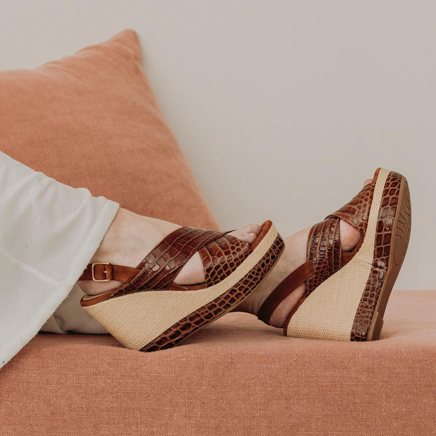 Bruine UNISA Platte sandalen MIGUEL - large