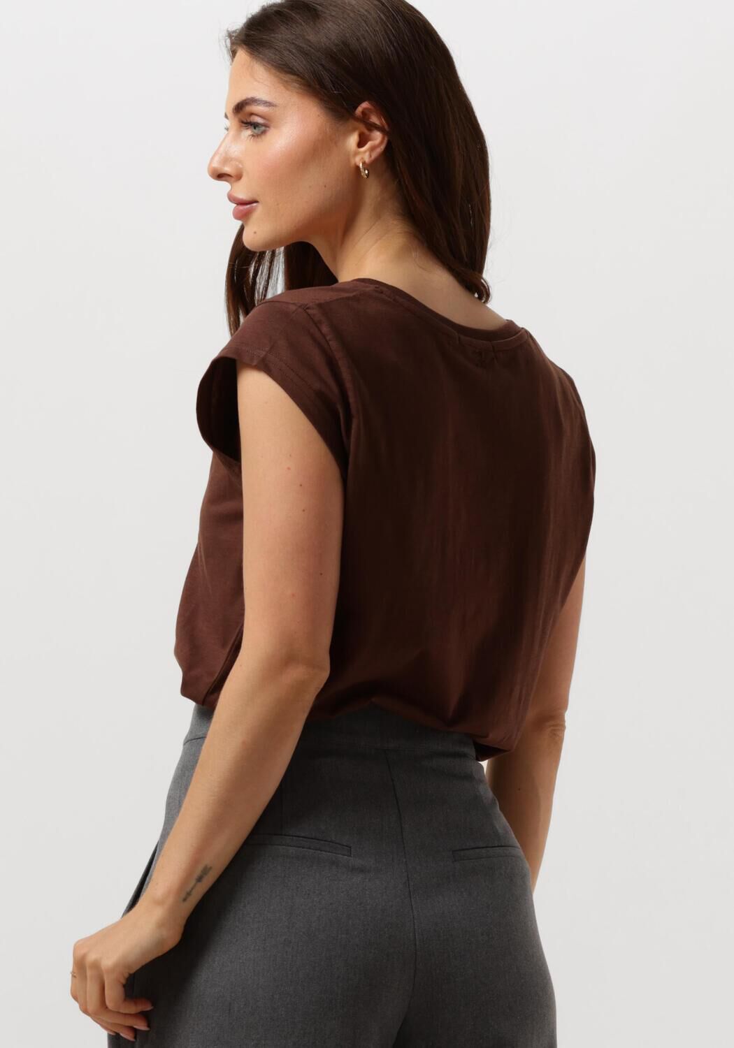 CC HEART Dames Tops & T-shirts Basic V-neck T-shirt Bruin