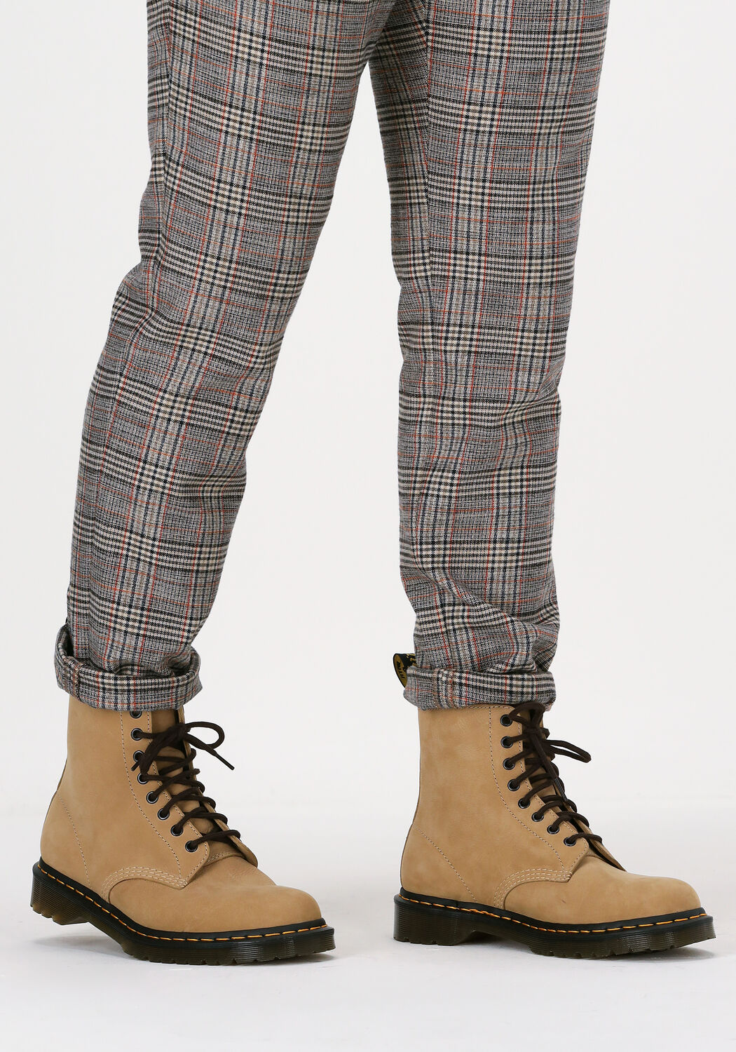 beige dr martens veterboots 1460 pascal men