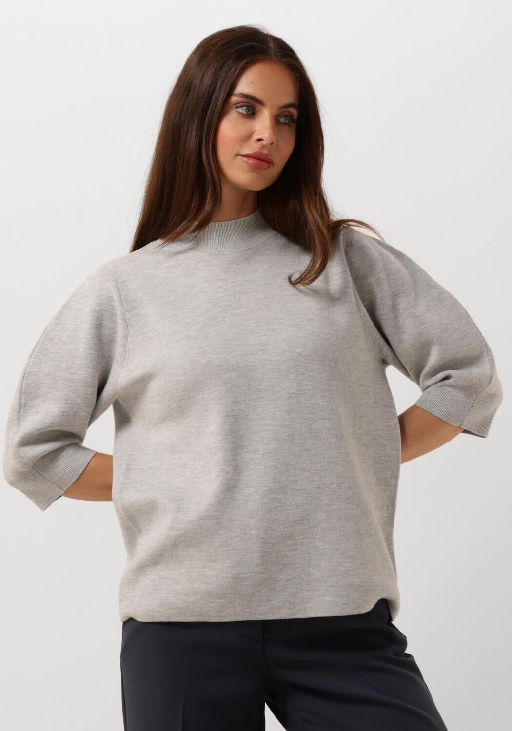 KNIT-TED Dames Tops & T-shirts Yara Grijs