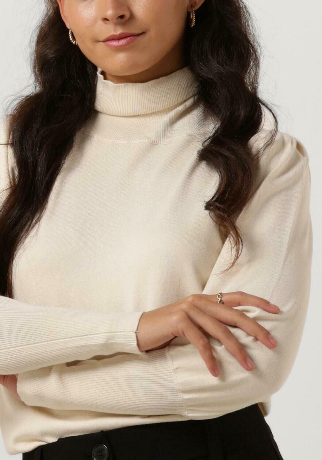 NOTRE-V Dames Truien & Vesten Basic Knit Blouse Ecru
