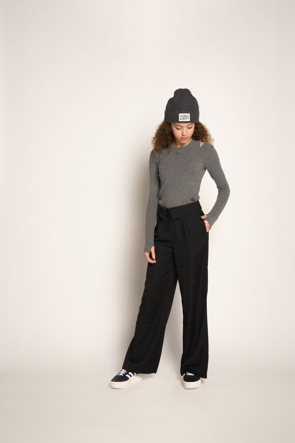 Zwarte FRANKIE & LIBERTY Pantalon POPPY PANT - large