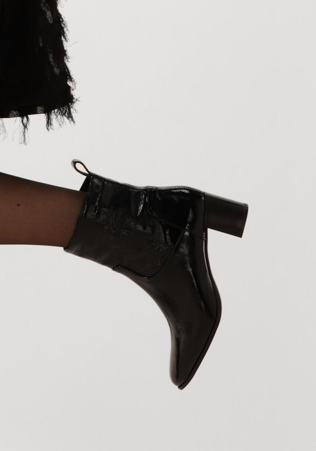 Zwarte NOTRE-V Enkellaarsjes 8543 - large