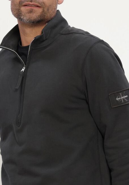 Zwarte CALVIN KLEIN Coltrui LS EU 350TERRY BADGE QTR ZIP - large