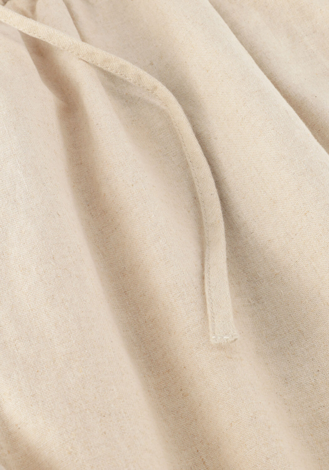 Beige OBJECT Korte broek OBJVIGGO MW LO SHORTS - large