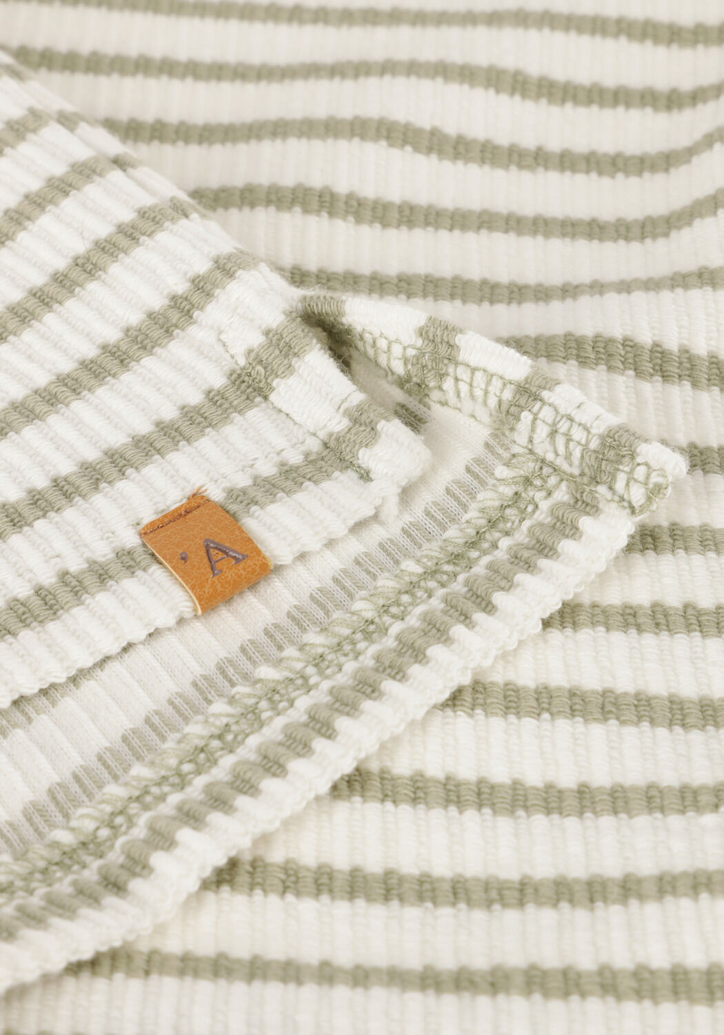 LIL' ATELIER Jongens Polo's & T-shirts Nmmtadeo Ss Loose Top Lil Olijf