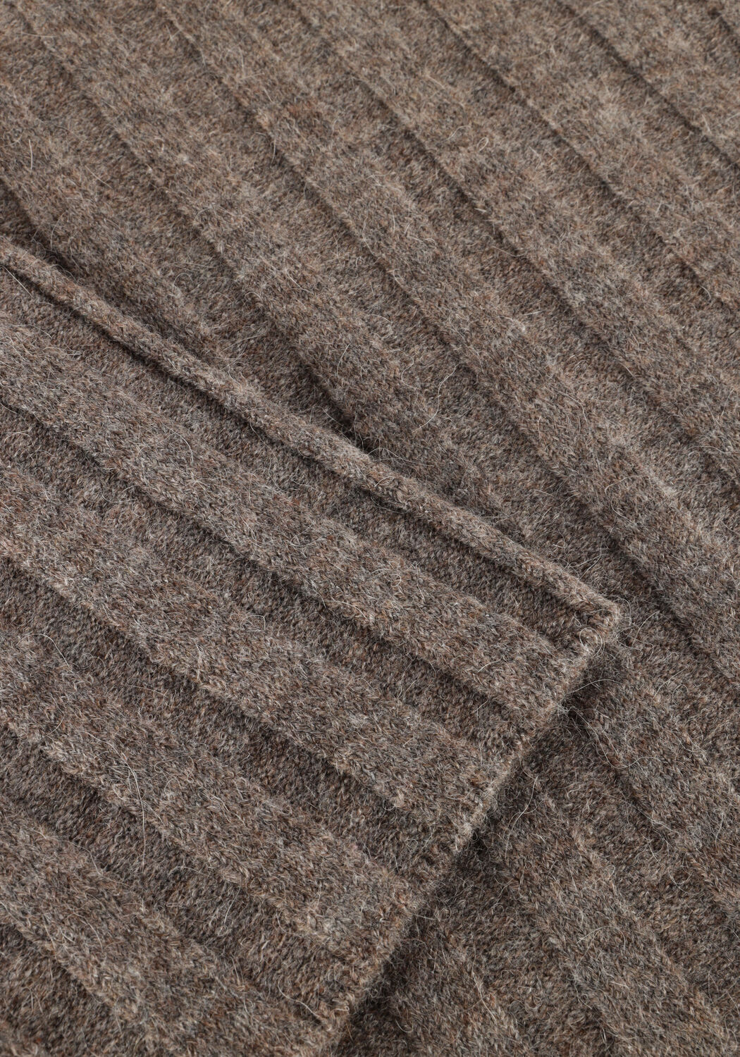 Bruine MODSTR&Ouml;M Trui TREEMD V-NECK - large