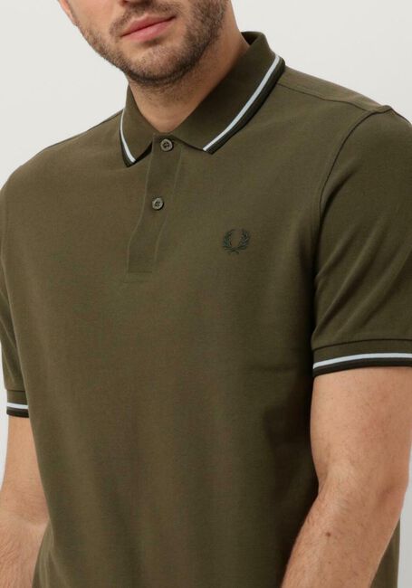 Groene FRED PERRY Polo TWIN TIPPED FRED PERRY SHIRT - large
