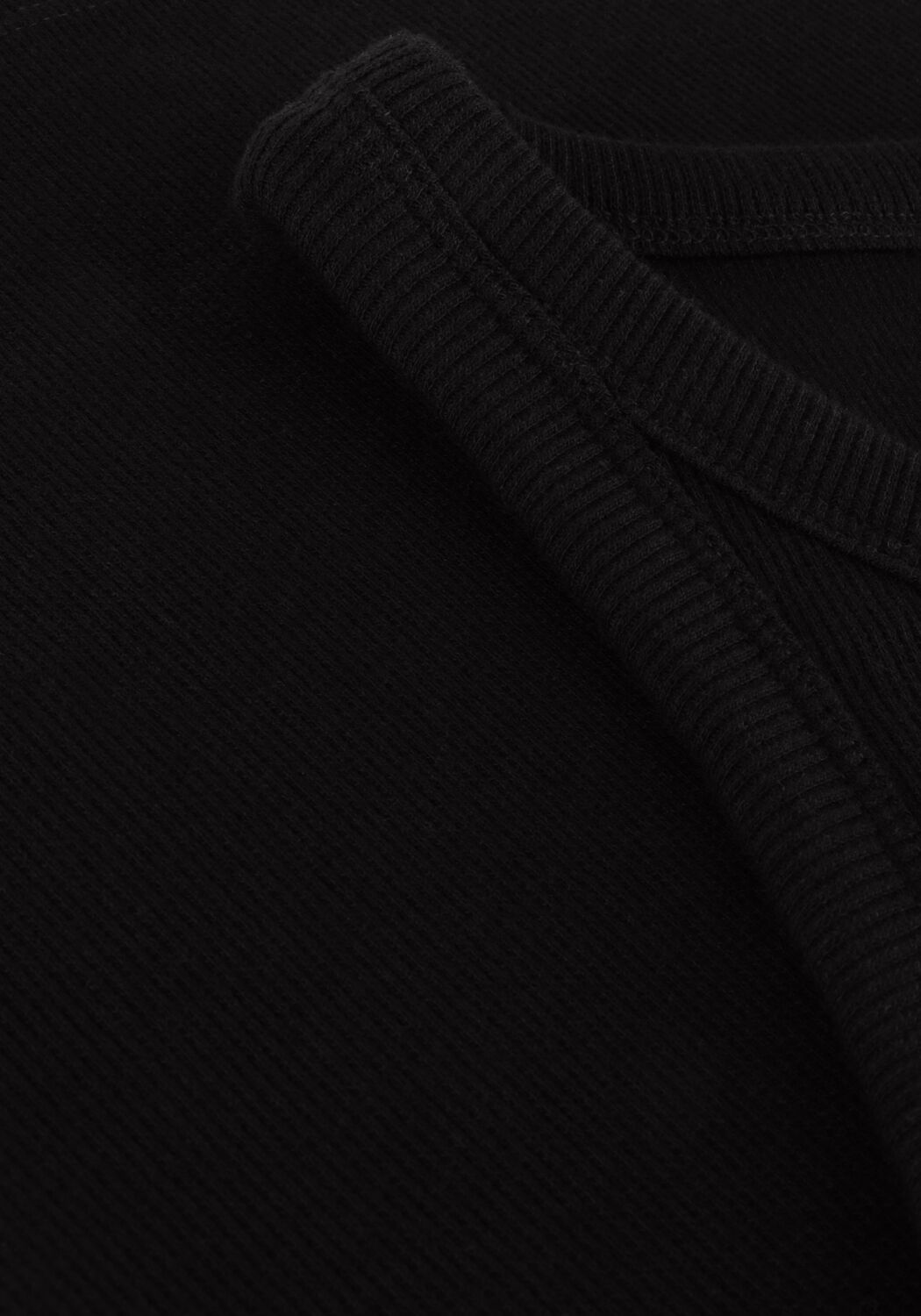 Zwarte MINUS Top MALUNA GOTS RIB TOP - large