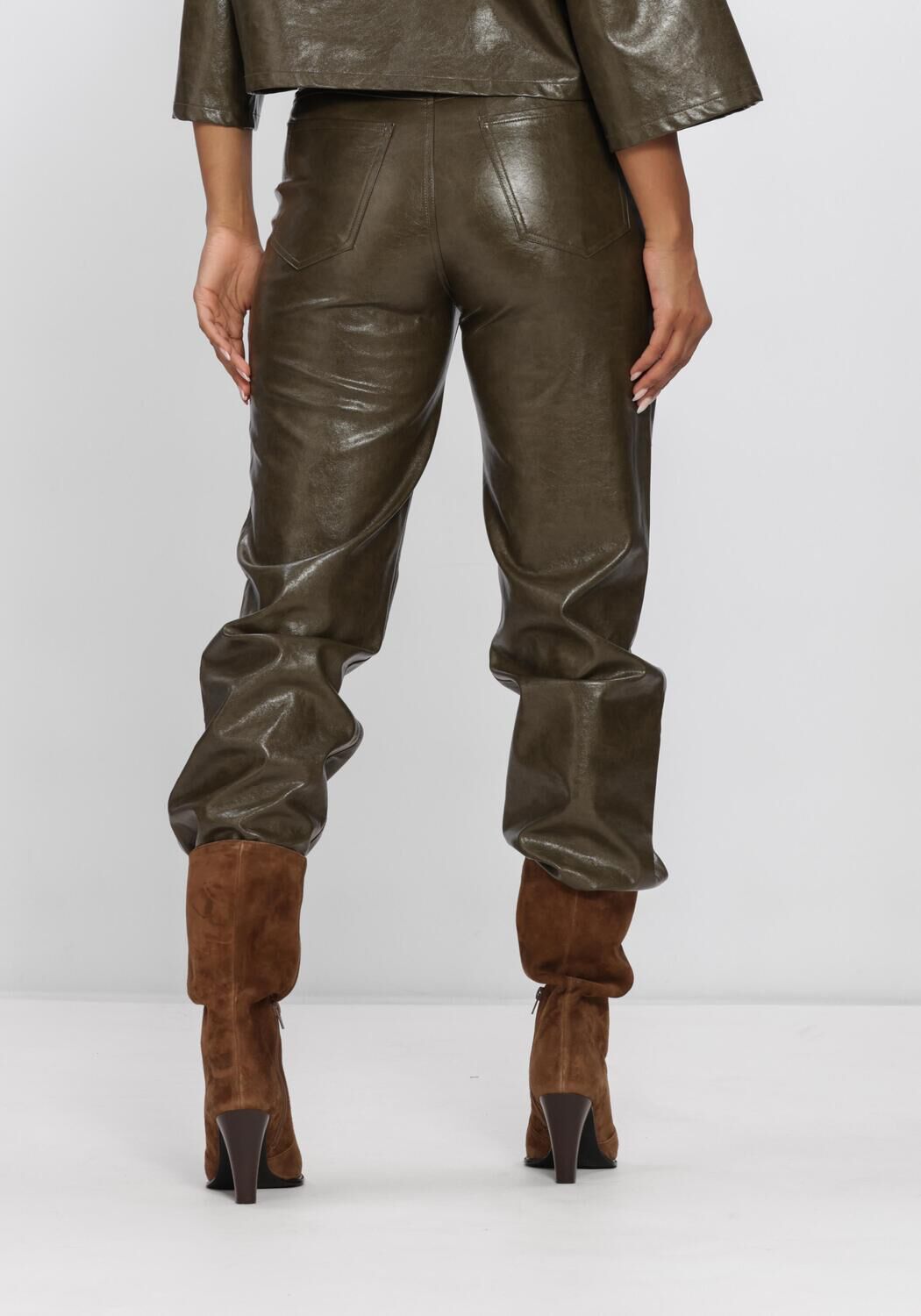 Khaki NUKUS Lange broeken PATRICIA PANTS PU - large