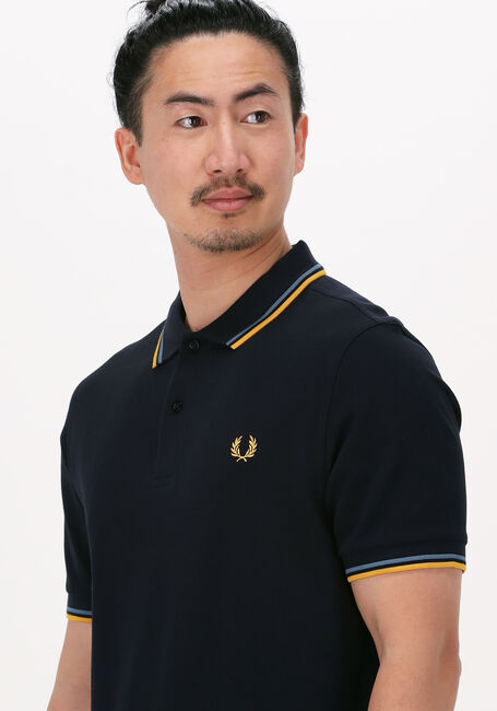 Durf Afdrukken alleen Donkerblauwe FRED PERRY Polo TWIN TIPPED FRED PERRY SHIRT | Omoda