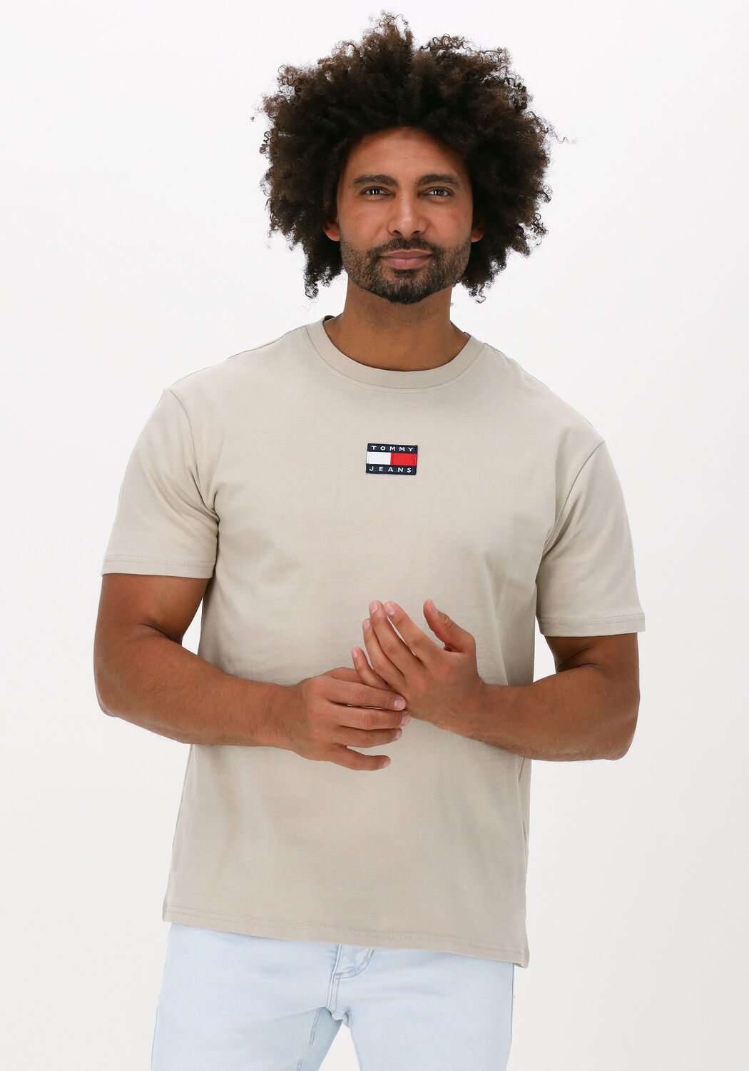 Badge tee tommy jeans outlet