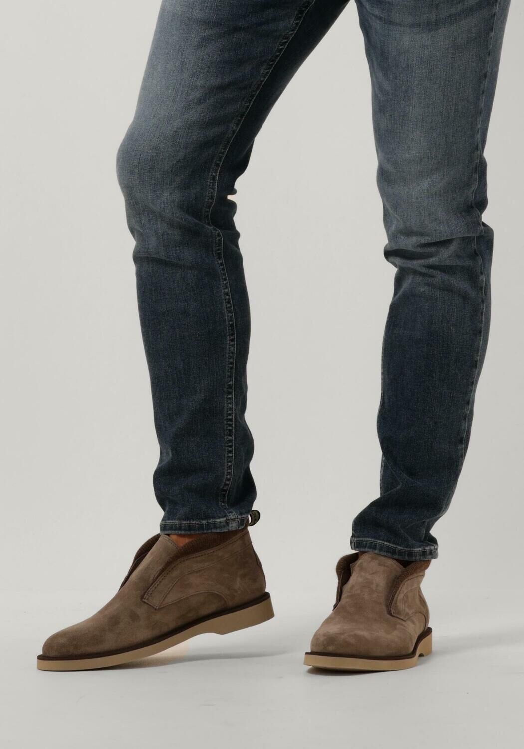 Nette schoenen onder spijkerbroek store