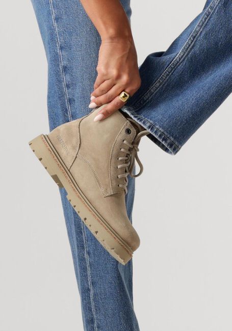 Taupe BIRKENSTOCK Veterboots HIGHWOOD LACE MID Taupe BIRKENSTOCK Veterboots HIGHWOOD LACE MID - large