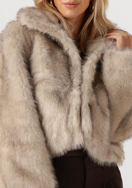 Beige NEO NOIR Faux fur jas STEFF FAUX FUR JACKET - large