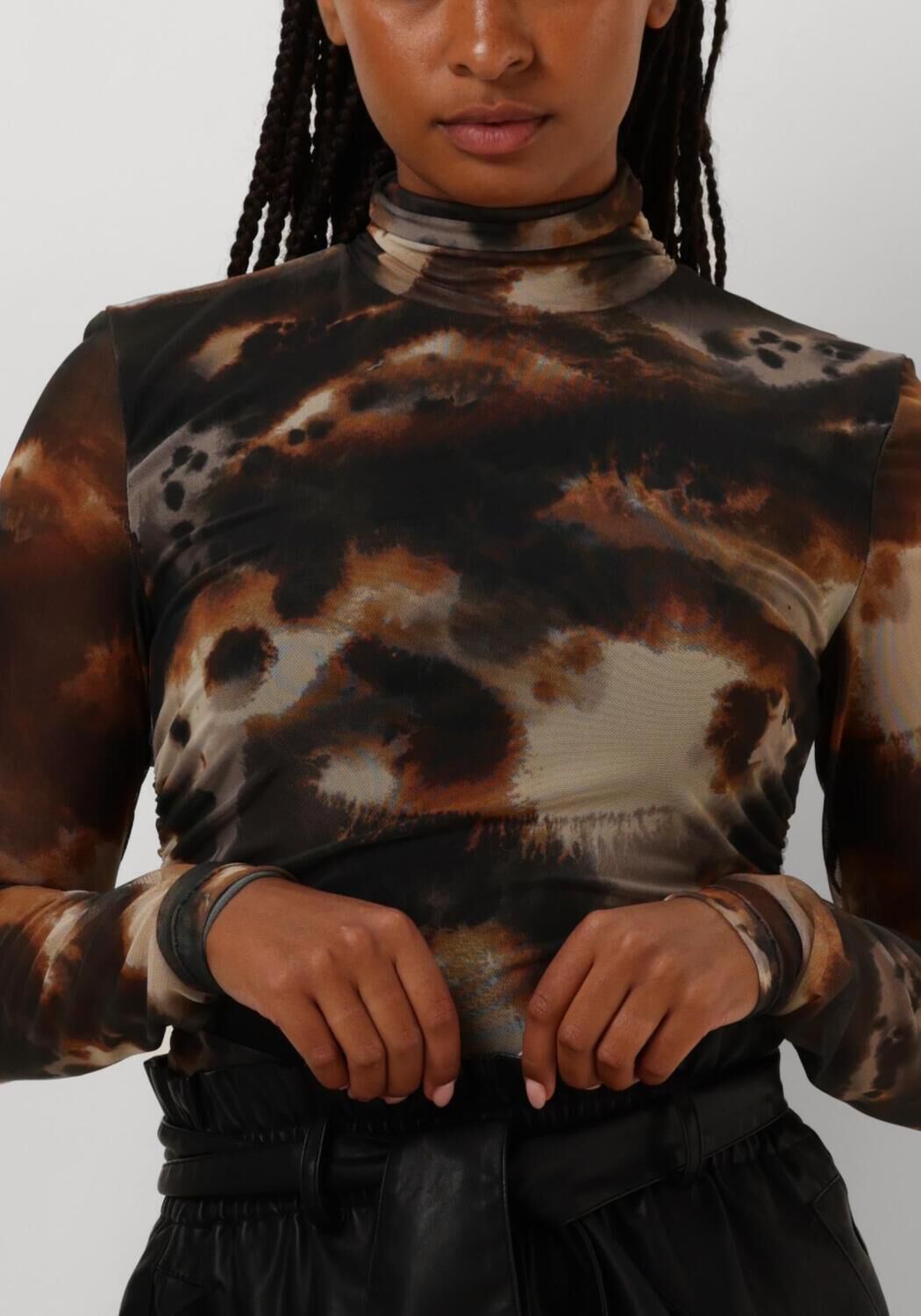 GESTUZ Dames Tops & T-shirts Behkagz Mesh Top Bruin