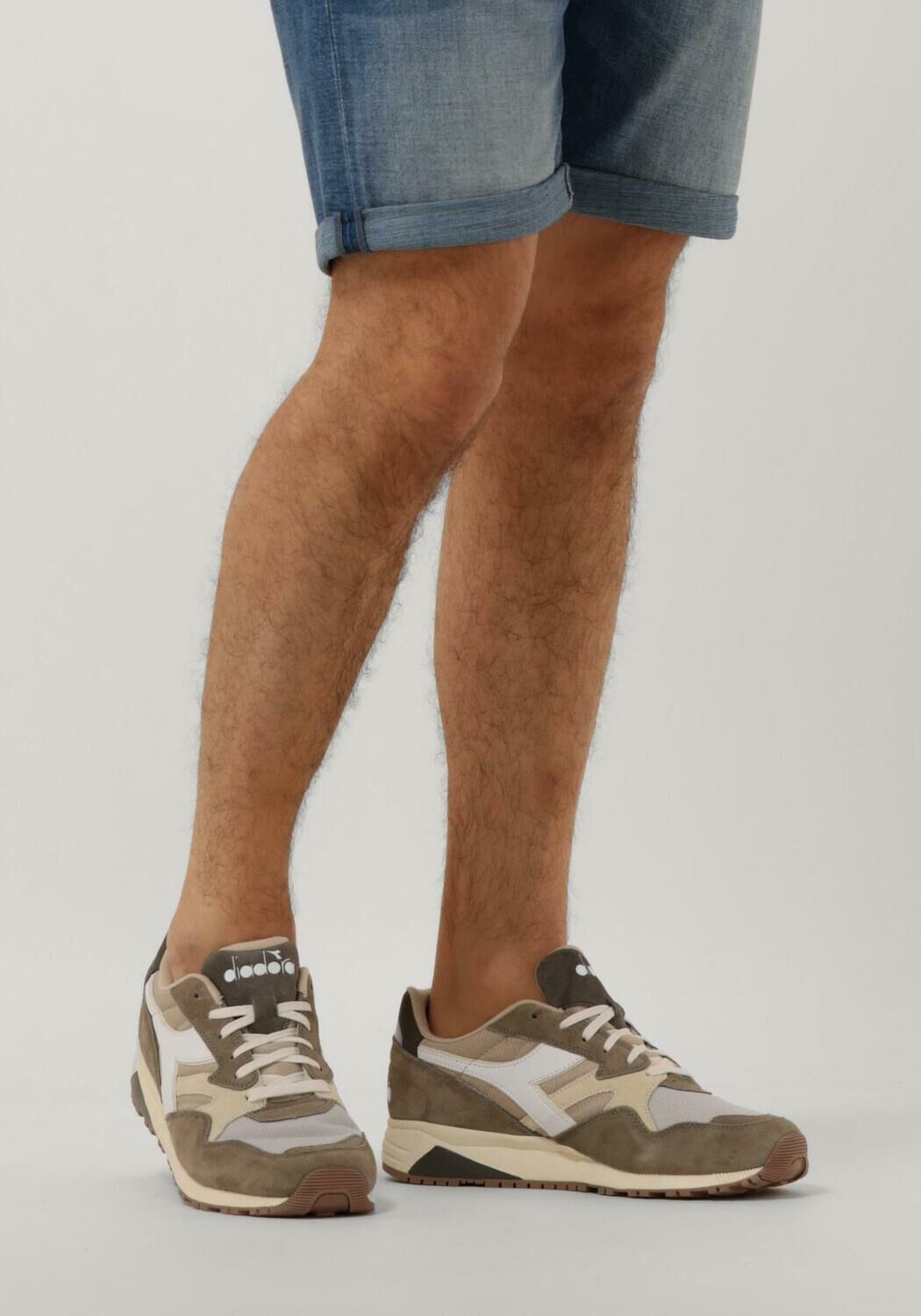 Taupe DIADORA Lage sneakers N902 - large