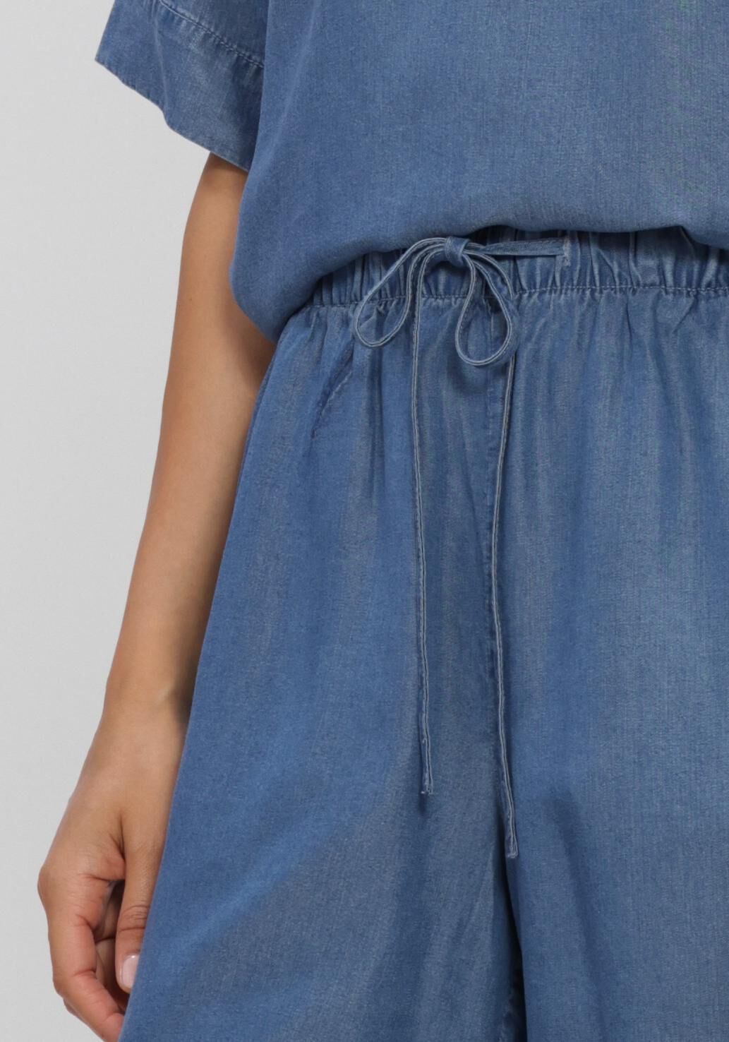 Blauwe SELECTED WOMEN Korte broek SLFJANNA MW ELASTIC STRING SHORTS - large