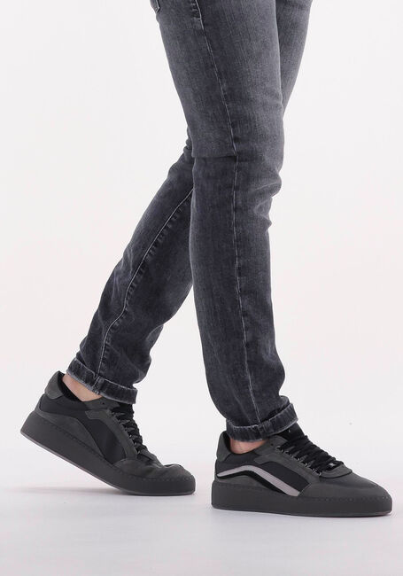 Grijze NUBIKK Lage sneakers JIRO JAM - large