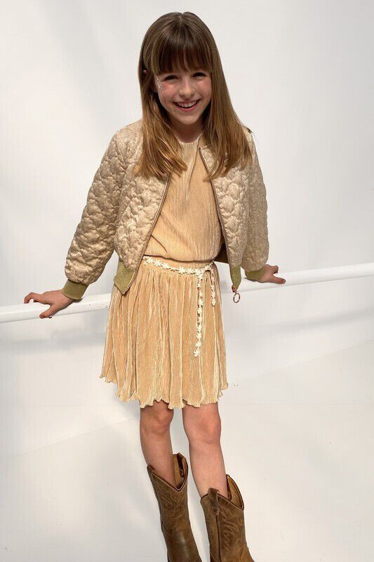 NONO Meisjes Jurken Merel Plissee Dress Zand