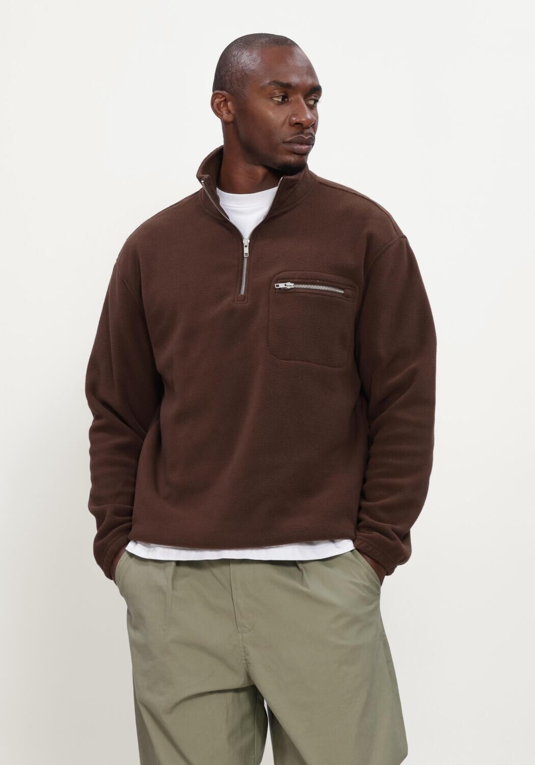 Bruine ANERKJENDT Trui AKTONI FLEECE HALF ZIP SWEAT - large