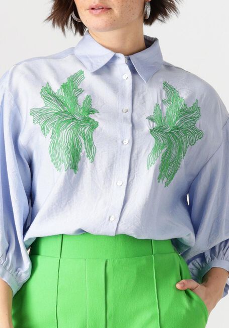Blauwe JANSEN AMSTERDAM Blouses ODESSA BLOUSE FS 707 3/4 PUFFED SLEEVE GREEN EMBROIDERY - large
