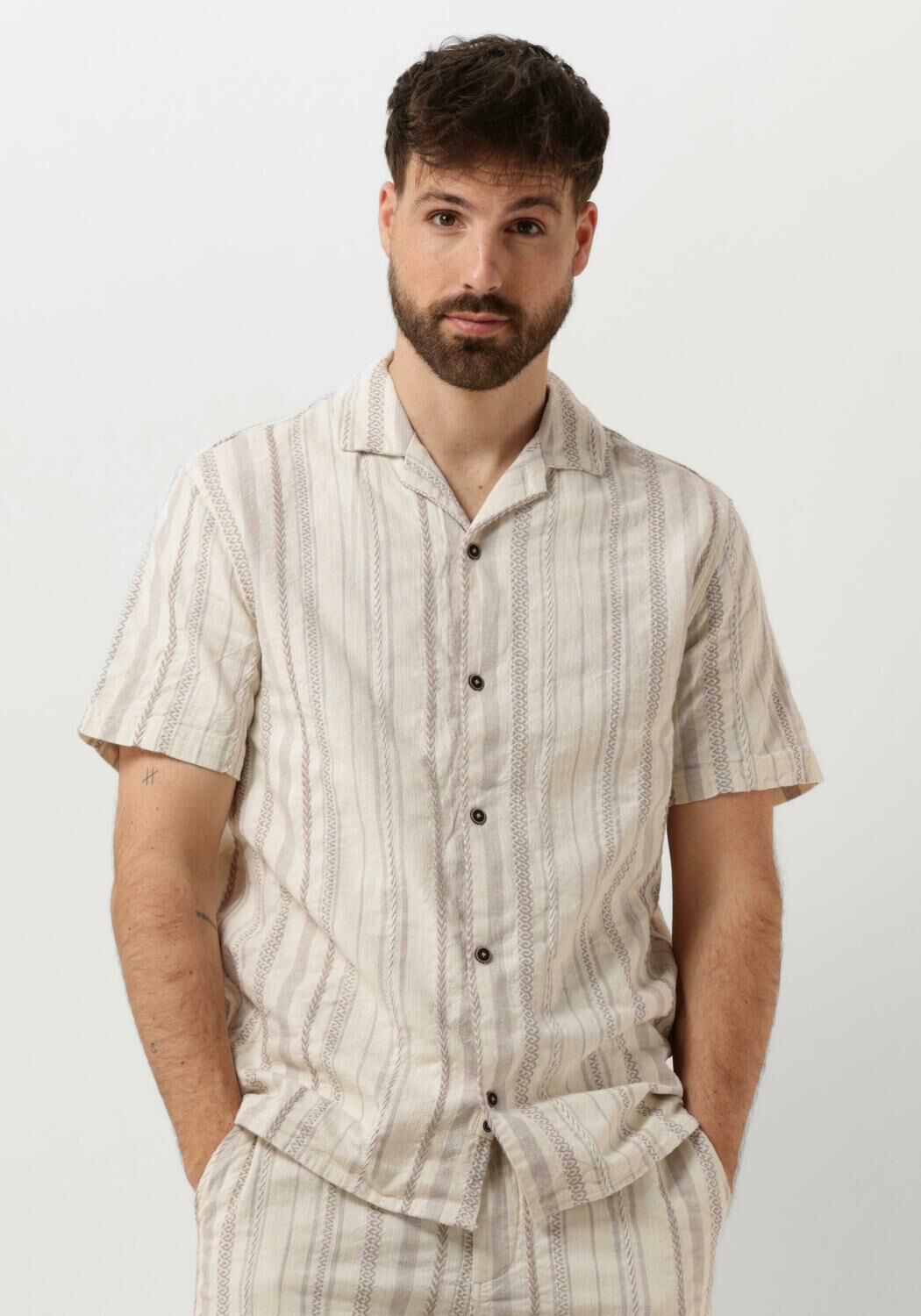 beige anerkjendt casual overhemd akleon s s structure shirt