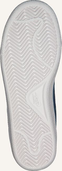 Witte NIKE Lage sneakers COURT ROYALE WMNS Witte NIKE Lage sneakers COURT ROYALE WMNS - large