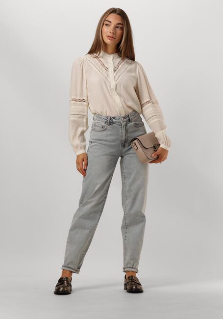 Witte MOVES Blouses FEMILINE - large