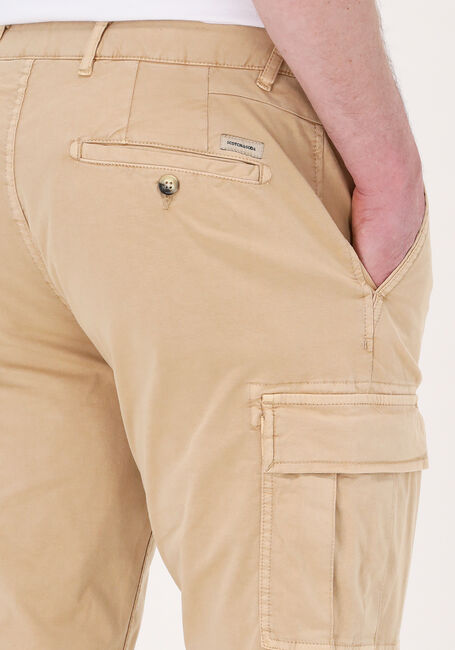 Beige SCOTCH & SODA Cargobroeken STUART GARMENT-DYED REGULAR SLIM-FIT CHINO - large