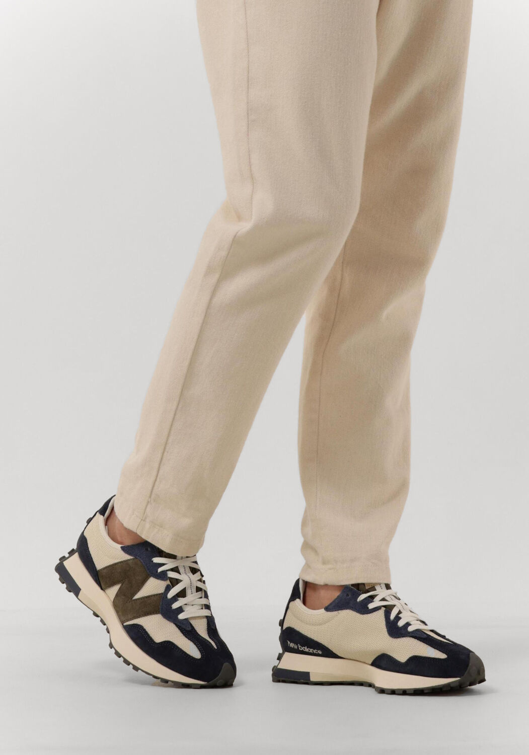 Witte NEW BALANCE Lage sneakers MS327 - large