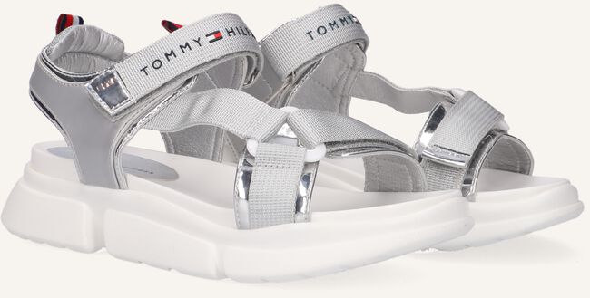 Zilveren TOMMY HILFIGER Platte sandalen 31048 Zilveren TOMMY HILFIGER Platte sandalen 31048 - large