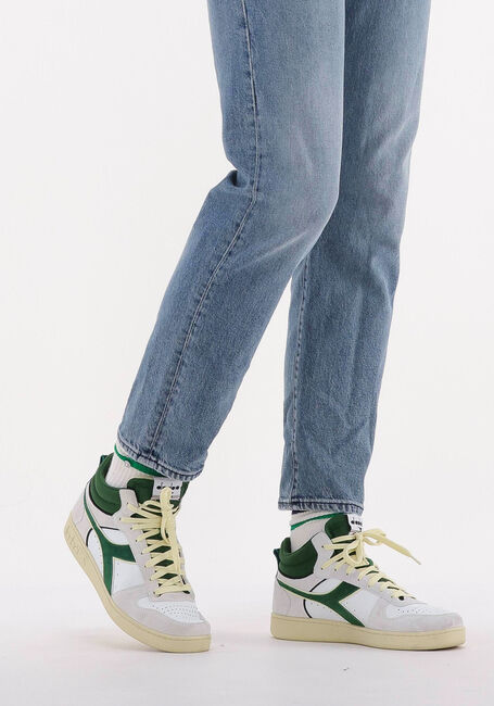 Witte DIADORA Hoge sneakers MAGIC BASKET DEMI CUT - large