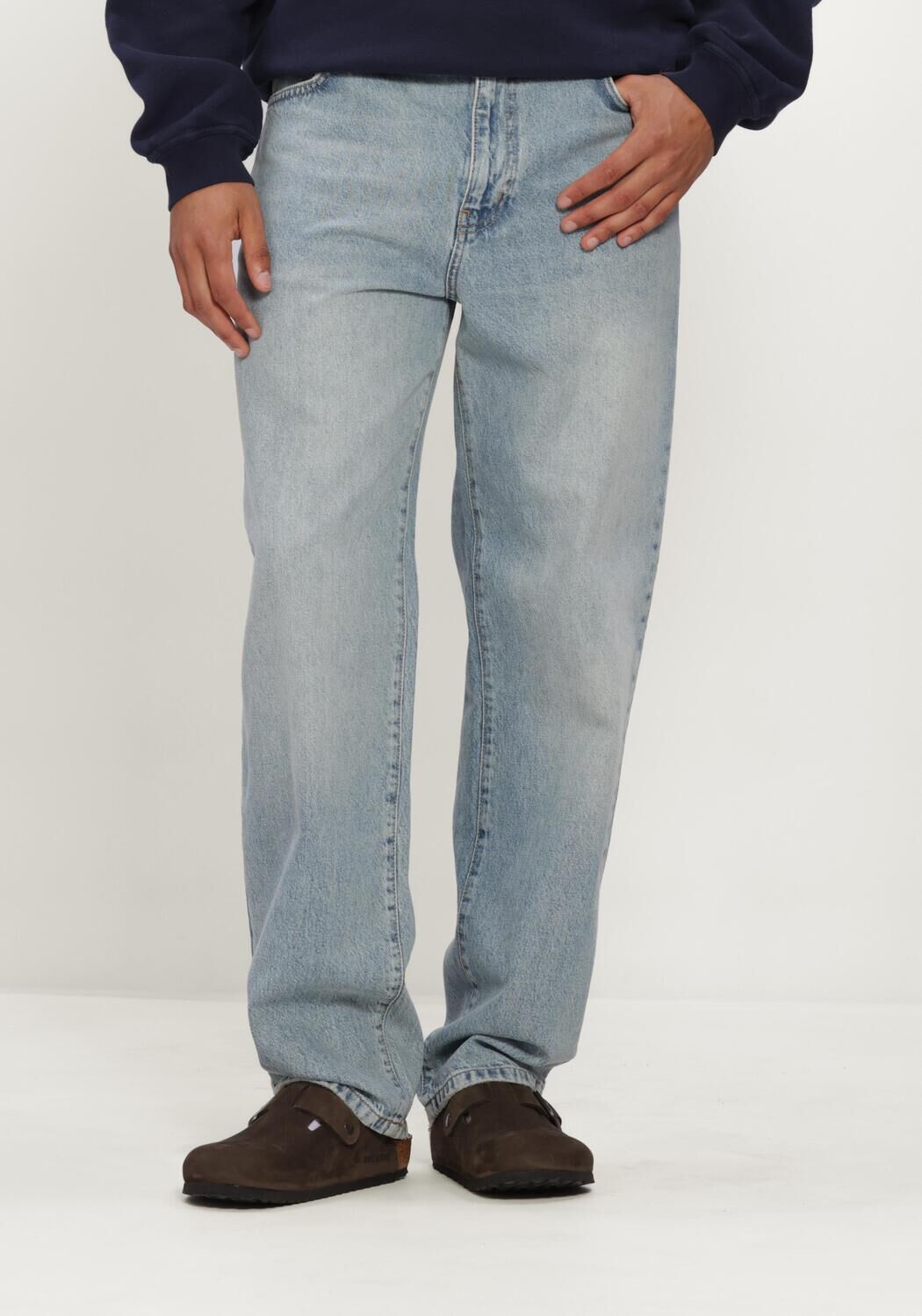 Lichtblauwe WOODBIRD Wide jeans WBLEROY DUST JEANS - large