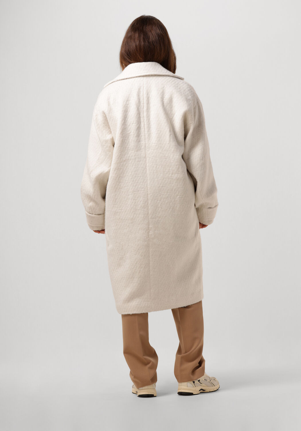 Beige cocoon coat 2025