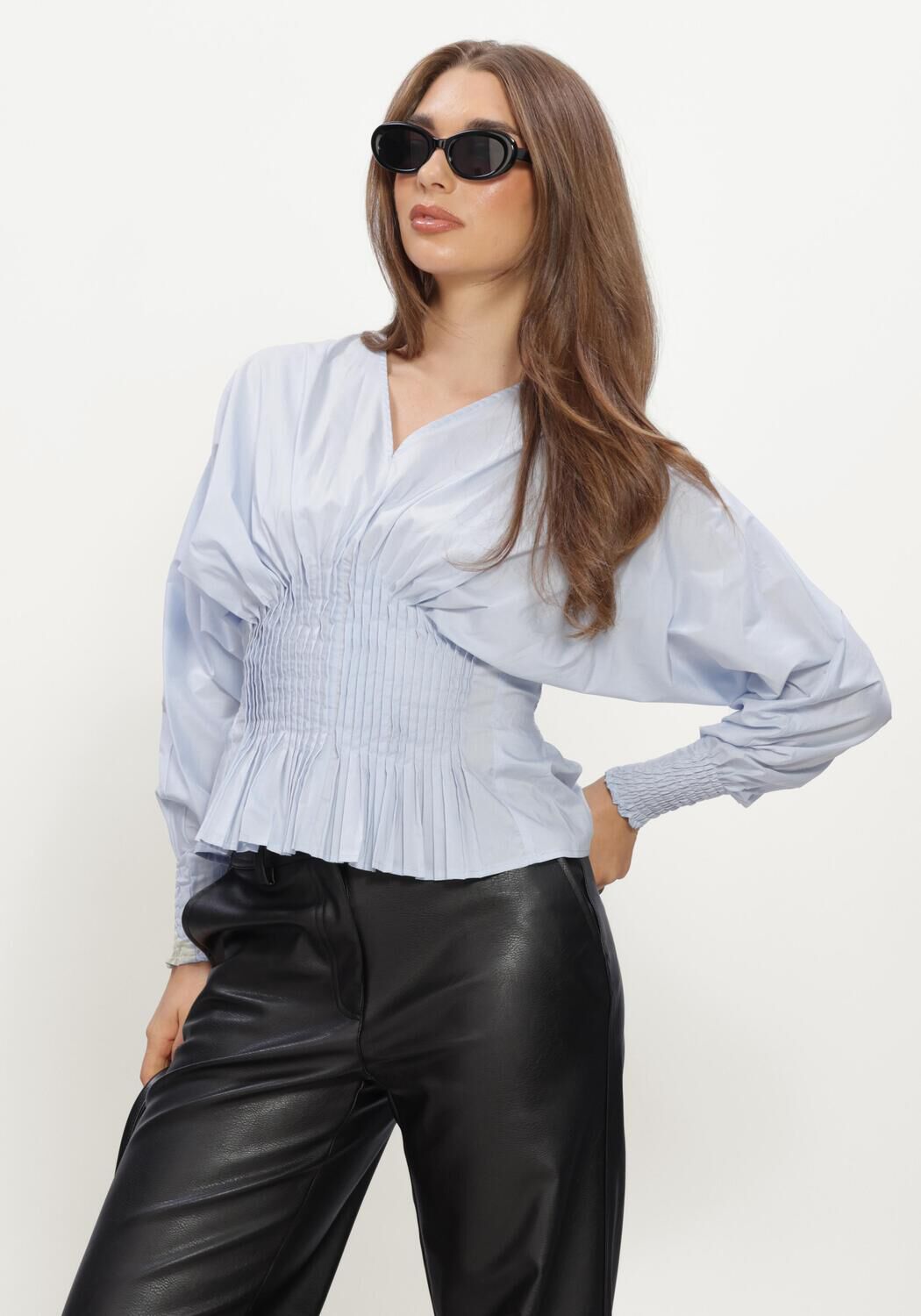 Lichtblauwe NOTRE-V Blouses NV-ISEL - large
