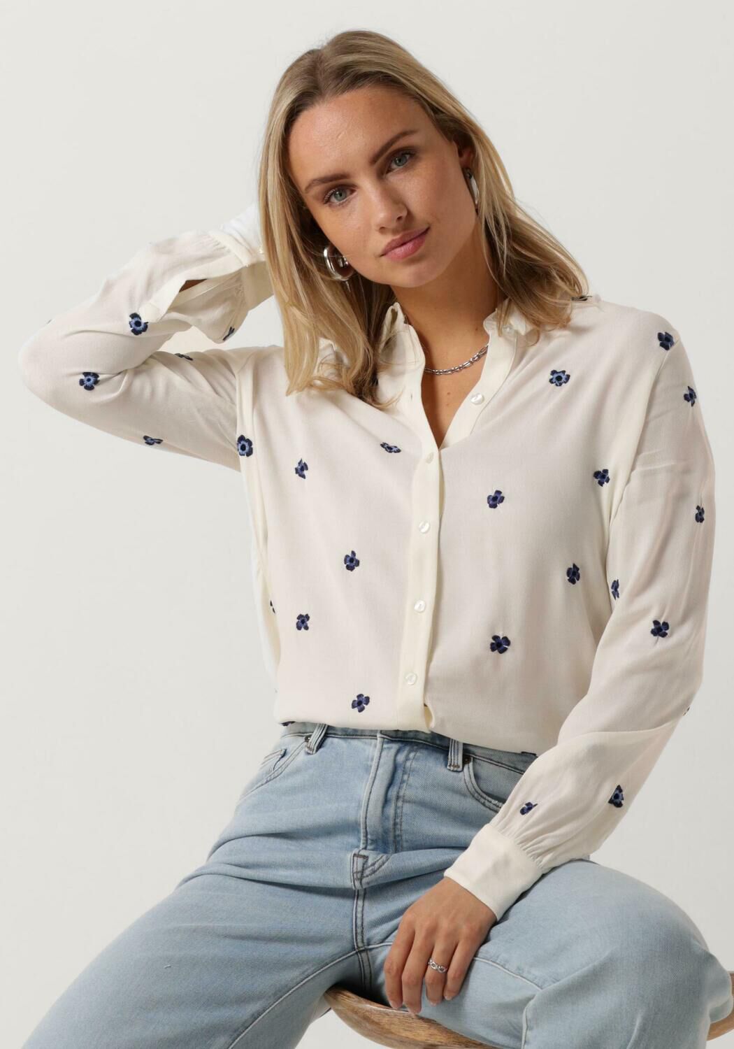 Fabienne Chapot Bloemen Geborduurde Viscose Blouse White Dames