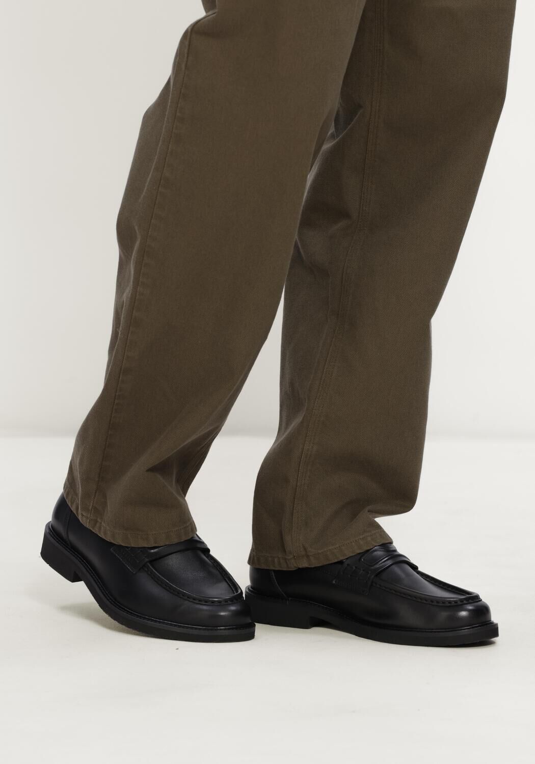 Zwarte NUBIKK Loafers JONES GATSBY - large