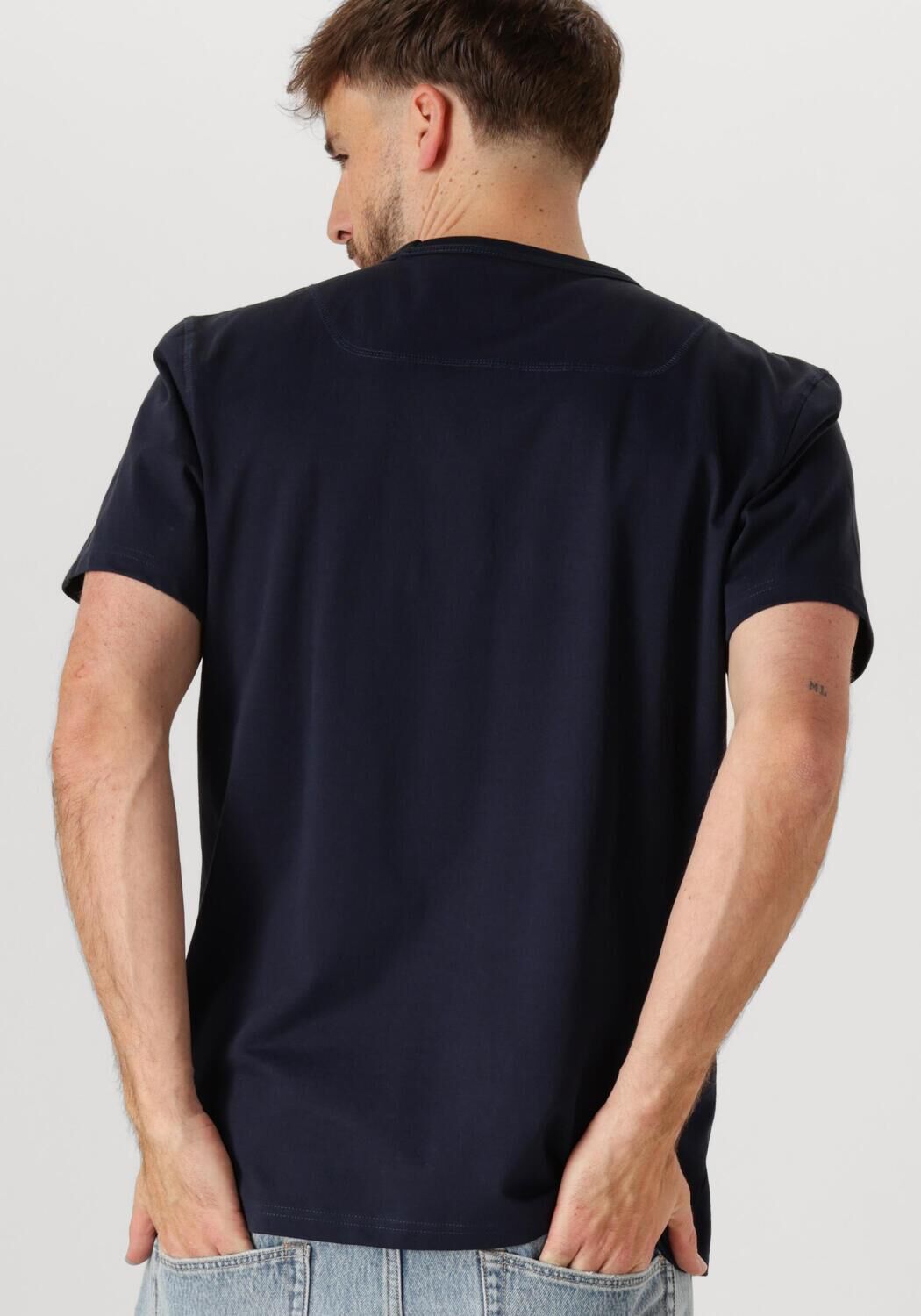 BUTCHER OF BLUE Heren Polo's & T-shirts Army College Tee Donkerblauw