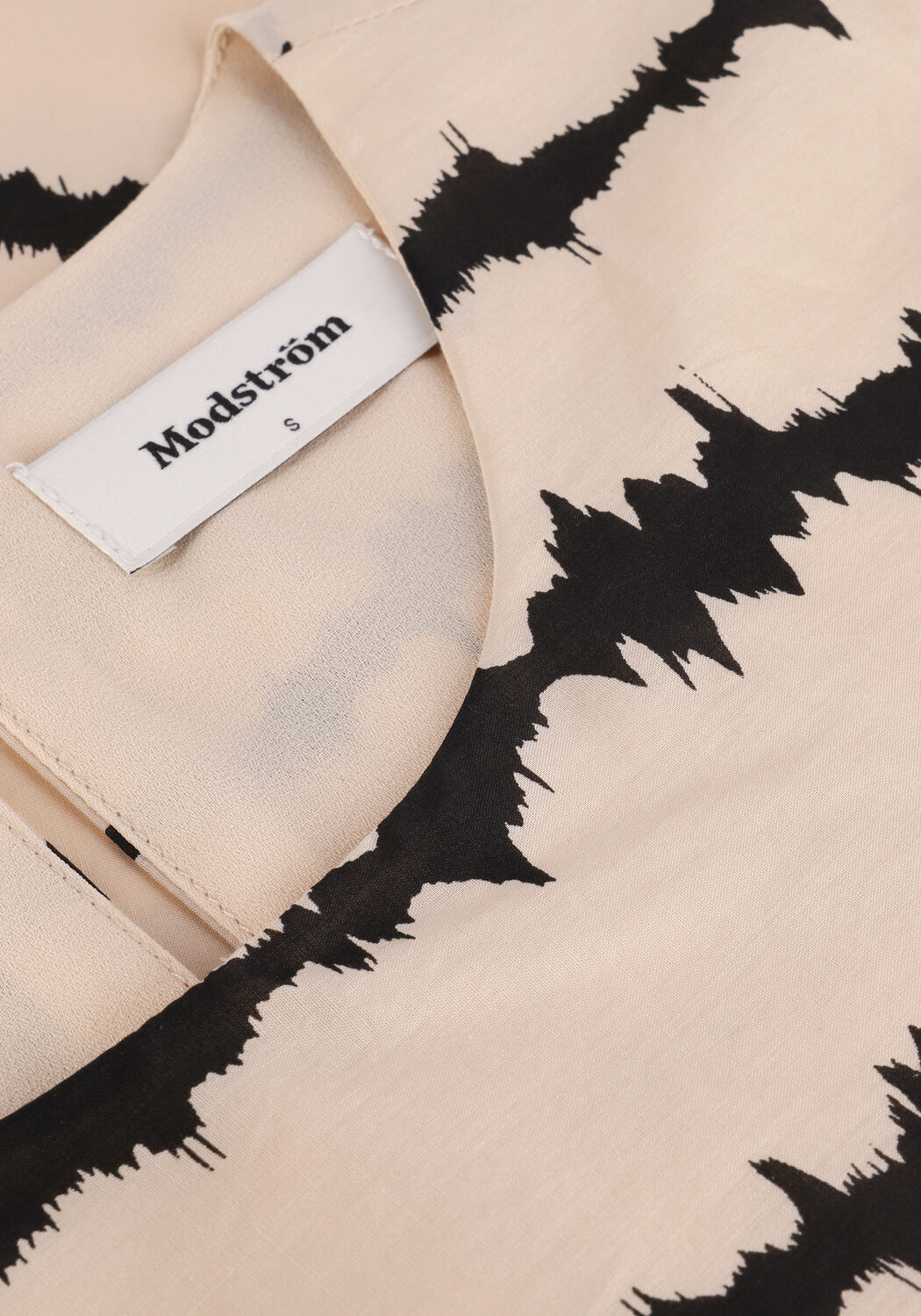 Creme MODSTR&Ouml;M Top POEM PRINT TOP - large