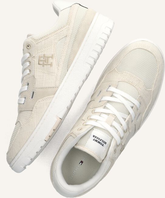 Beige TOMMY HILFIGER Lage sneakers TOMMY HILFIGER BASKET STREET Beige TOMMY HILFIGER Lage sneakers TOMMY HILFIGER BASKET STREET - large