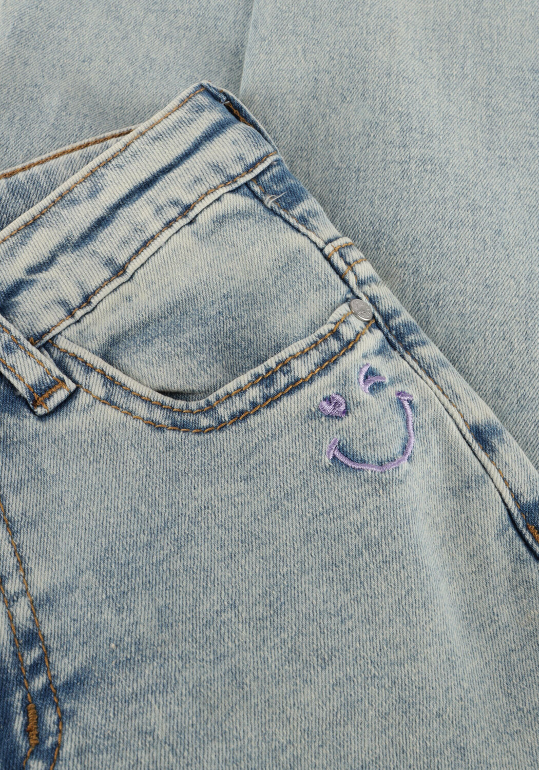 Lichtblauwe DAILY7 Straight leg jeans 2500 MOM FIT HEART POCKET - large