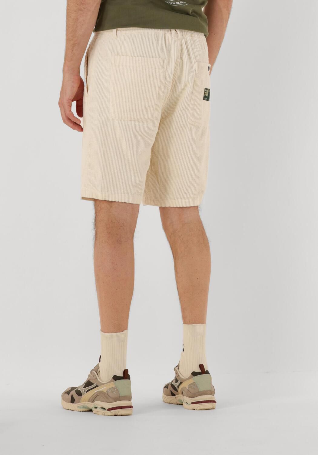 ANERKJENDT Heren Broeken Akjan Corduroy Shorts Gebroken Wit