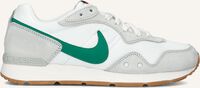 Witte NIKE Lage sneakers VENTURE RUNNER WMNS Witte NIKE Lage sneakers VENTURE RUNNER WMNS - medium